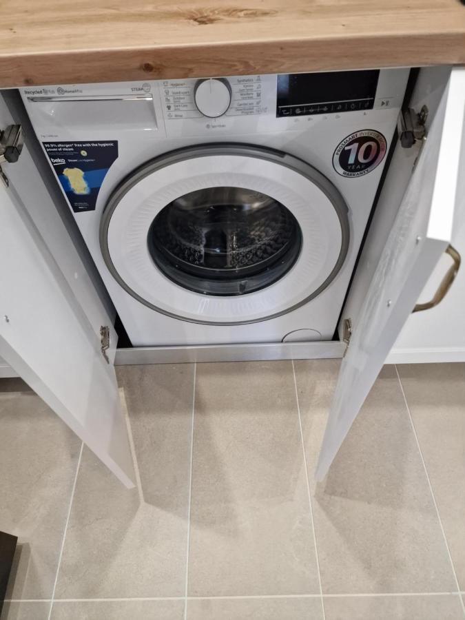 Golden Cosmopolis Apartment Cretuleasca Ngoại thất bức ảnh
