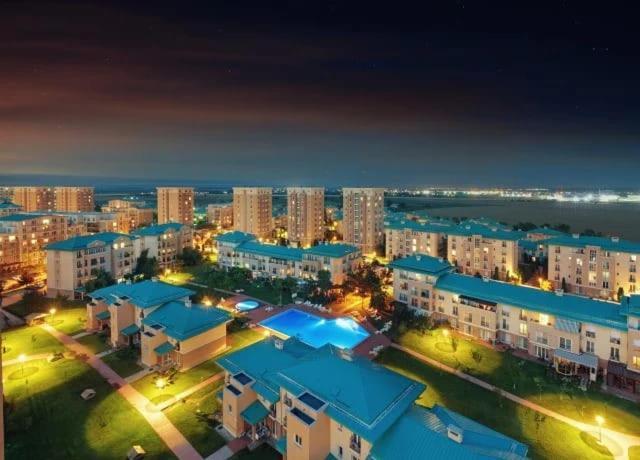 Golden Cosmopolis Apartment Cretuleasca Ngoại thất bức ảnh